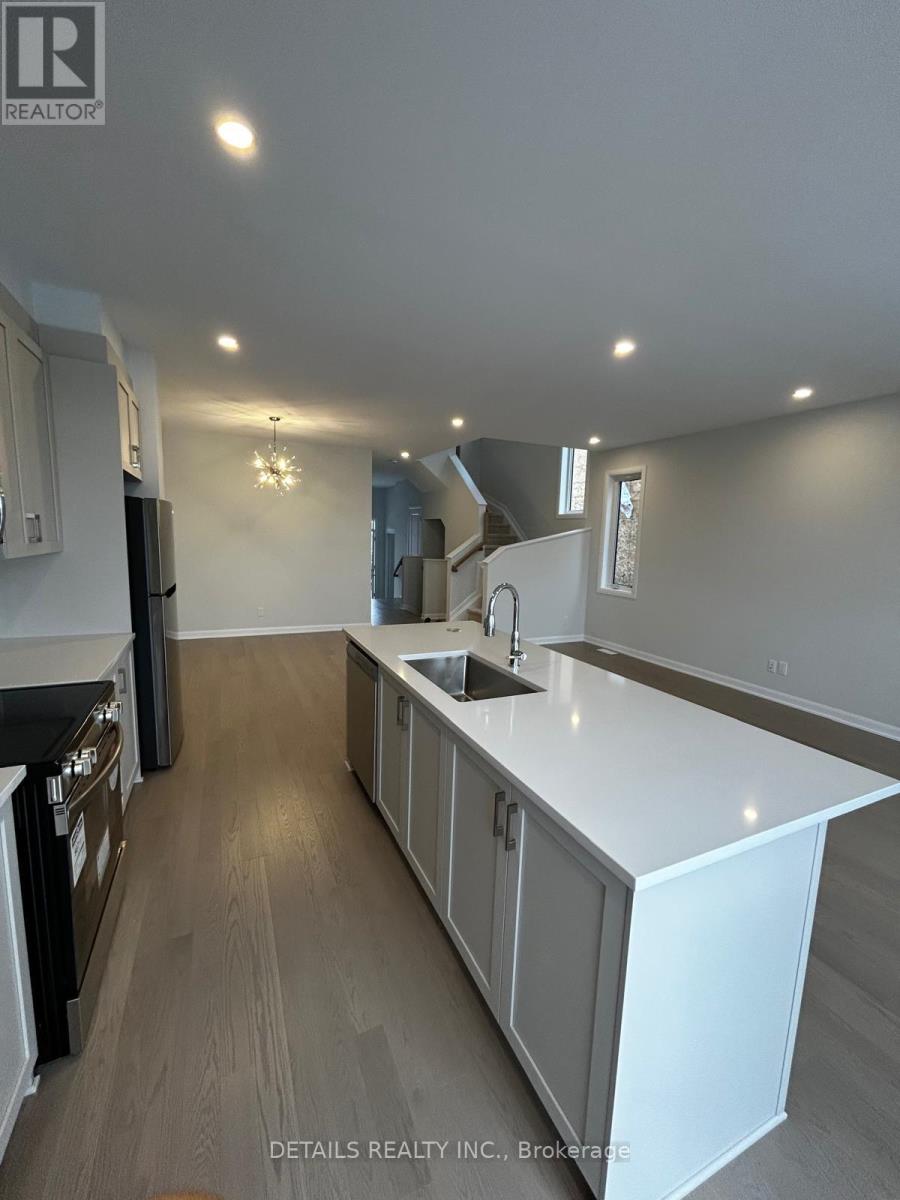 746 Fairline Row, Ottawa, Ontario  K2V 0V7 - Photo 12 - X12614514