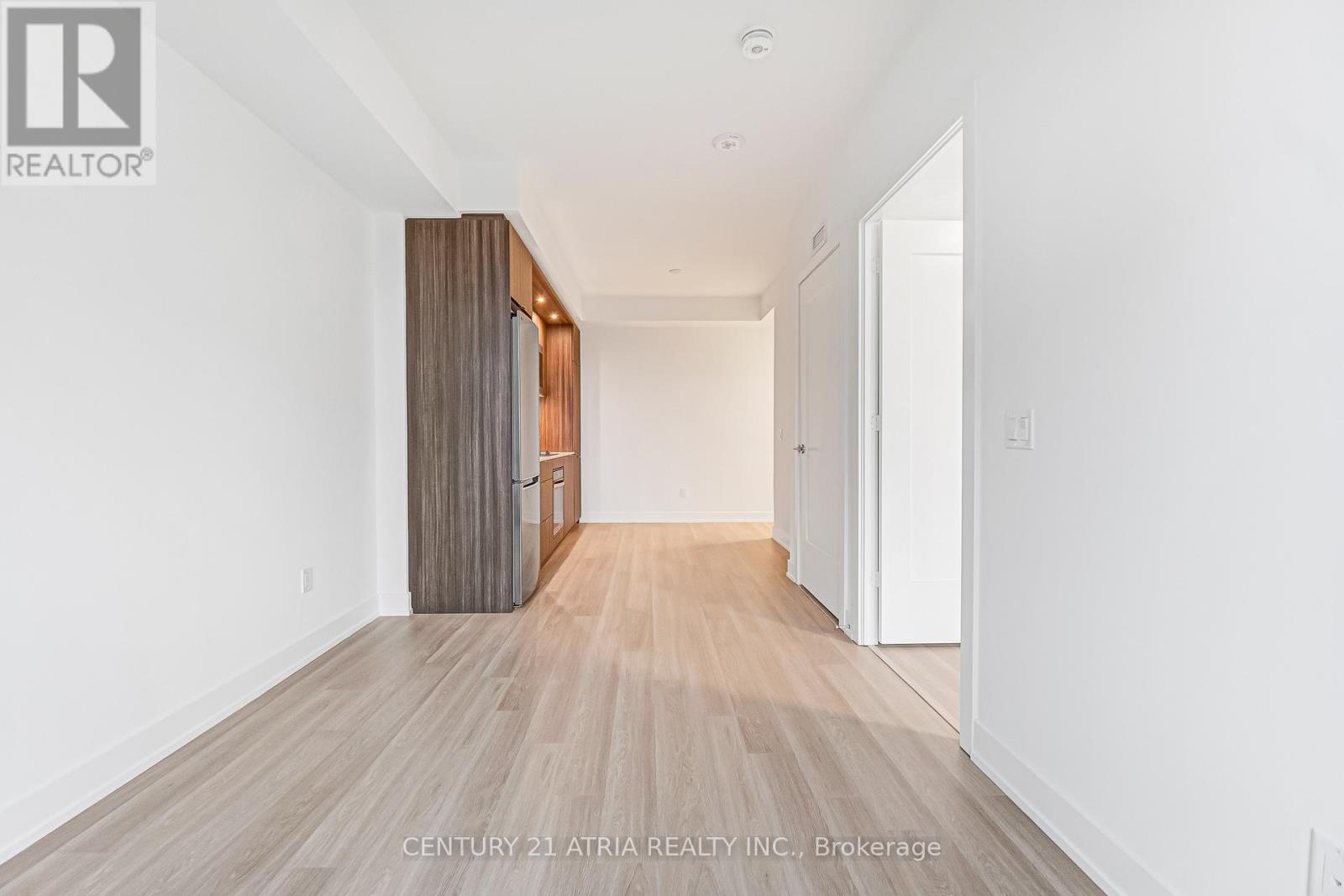 315 - 60 Central Park Roadway, Toronto, Ontario  M9A 0E6 - Photo 16 - C12483821