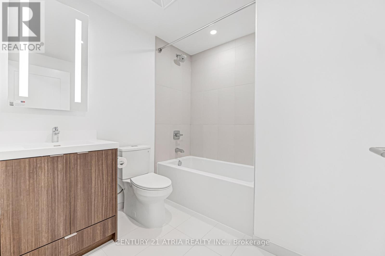 315 - 60 Central Park Roadway, Toronto, Ontario  M9A 0E6 - Photo 17 - C12483821