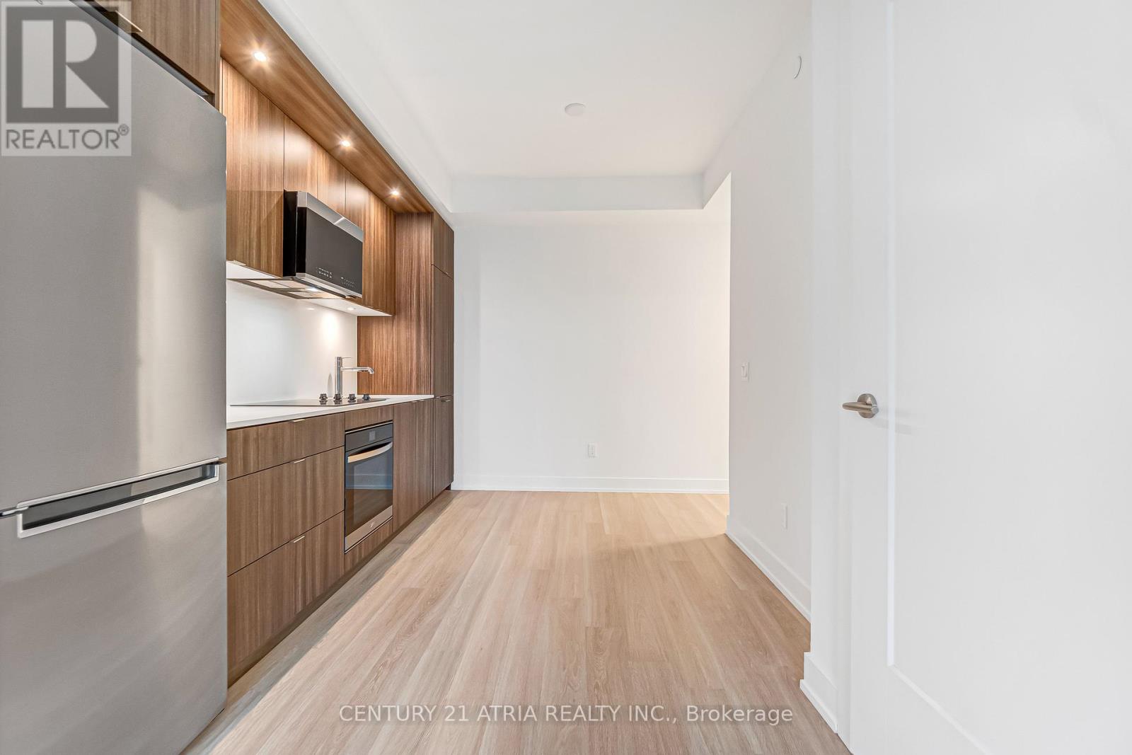 315 - 60 Central Park Roadway, Toronto, Ontario  M9A 0E6 - Photo 10 - C12483821