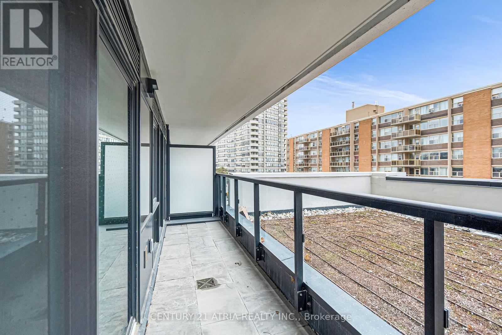 315 - 60 Central Park Roadway, Toronto, Ontario  M9A 0E6 - Photo 27 - C12483821