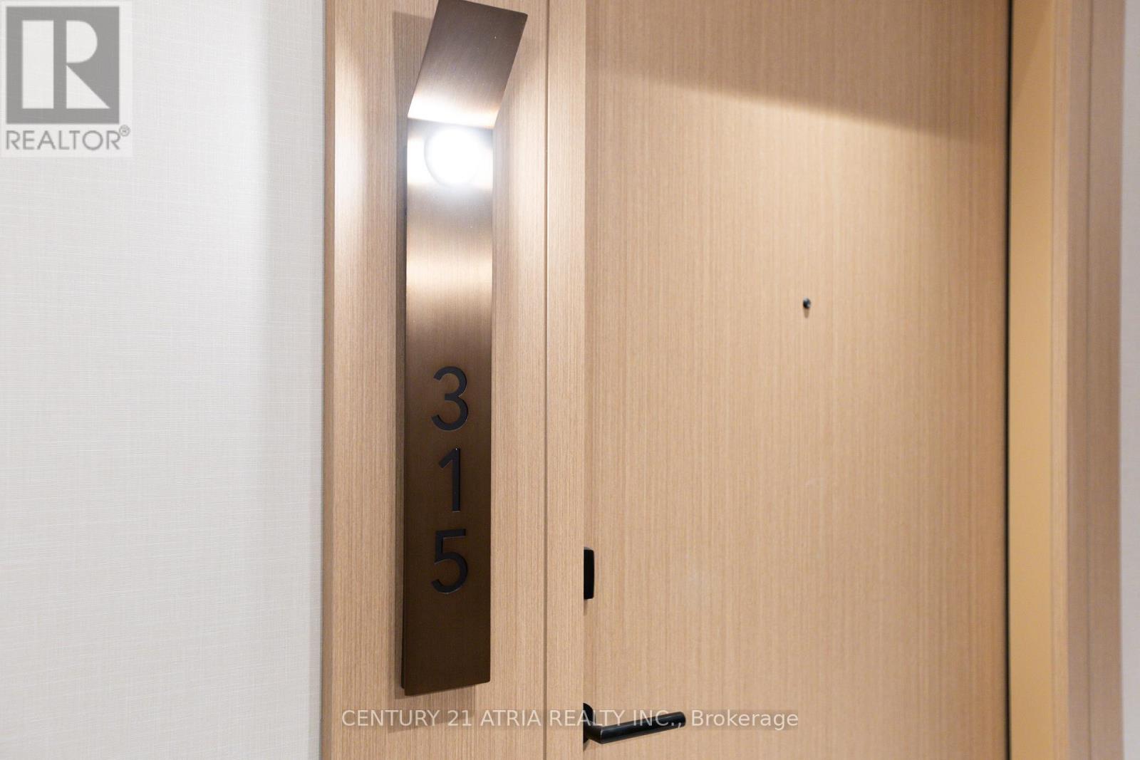 315 - 60 Central Park Roadway, Toronto, Ontario  M9A 0E6 - Photo 3 - C12483821