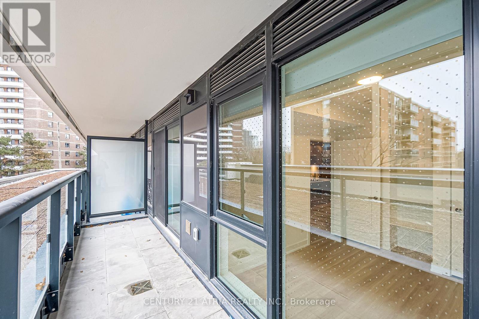 315 - 60 Central Park Roadway, Toronto, Ontario  M9A 0E6 - Photo 30 - C12483821