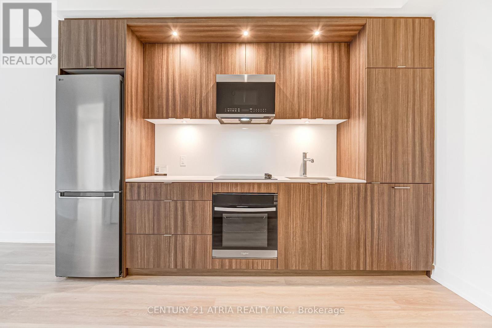 315 - 60 Central Park Roadway, Toronto, Ontario  M9A 0E6 - Photo 8 - C12483821