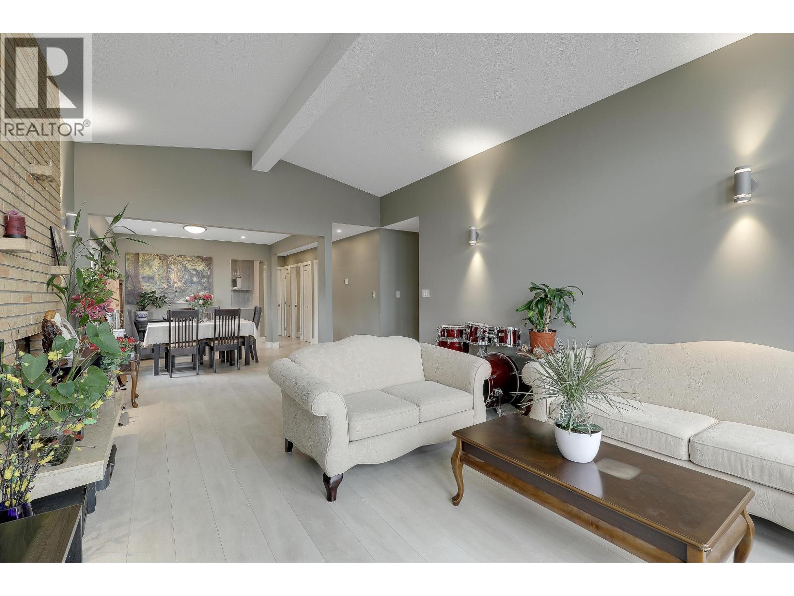 2624 Kitchener Street, Vancouver, British Columbia  V5K 3C8 - Photo 7 - R3074735