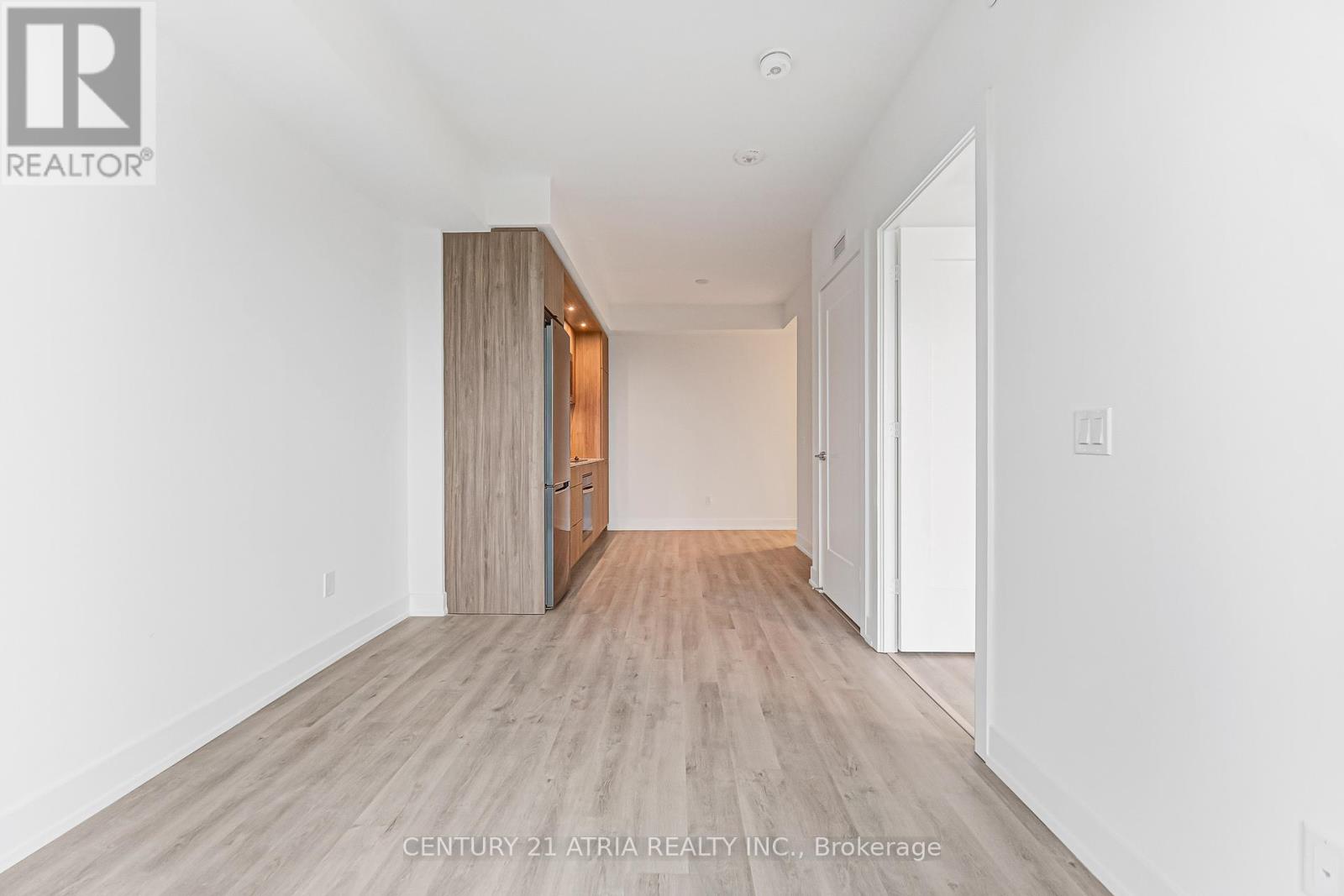 615 - 60 Central Park Roadway, Toronto, Ontario  M9A 0E6 - Photo 18 - W12587618