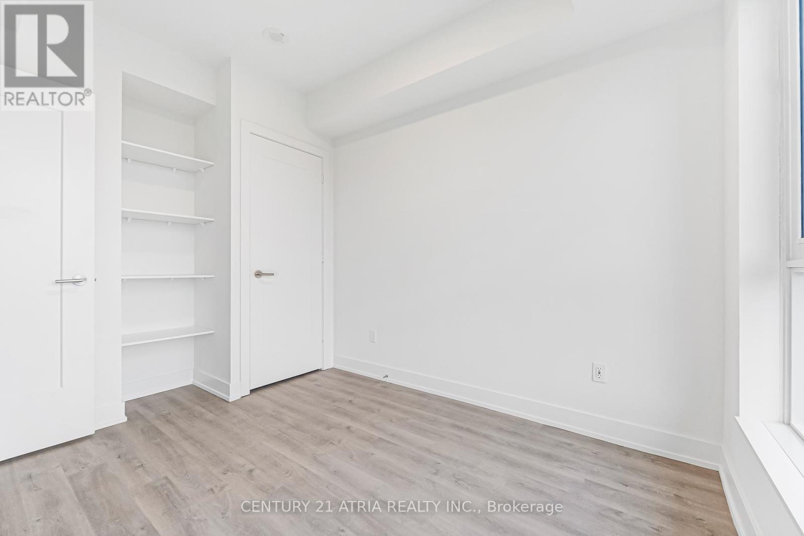 615 - 60 Central Park Roadway, Toronto, Ontario  M9A 0E6 - Photo 25 - W12587618