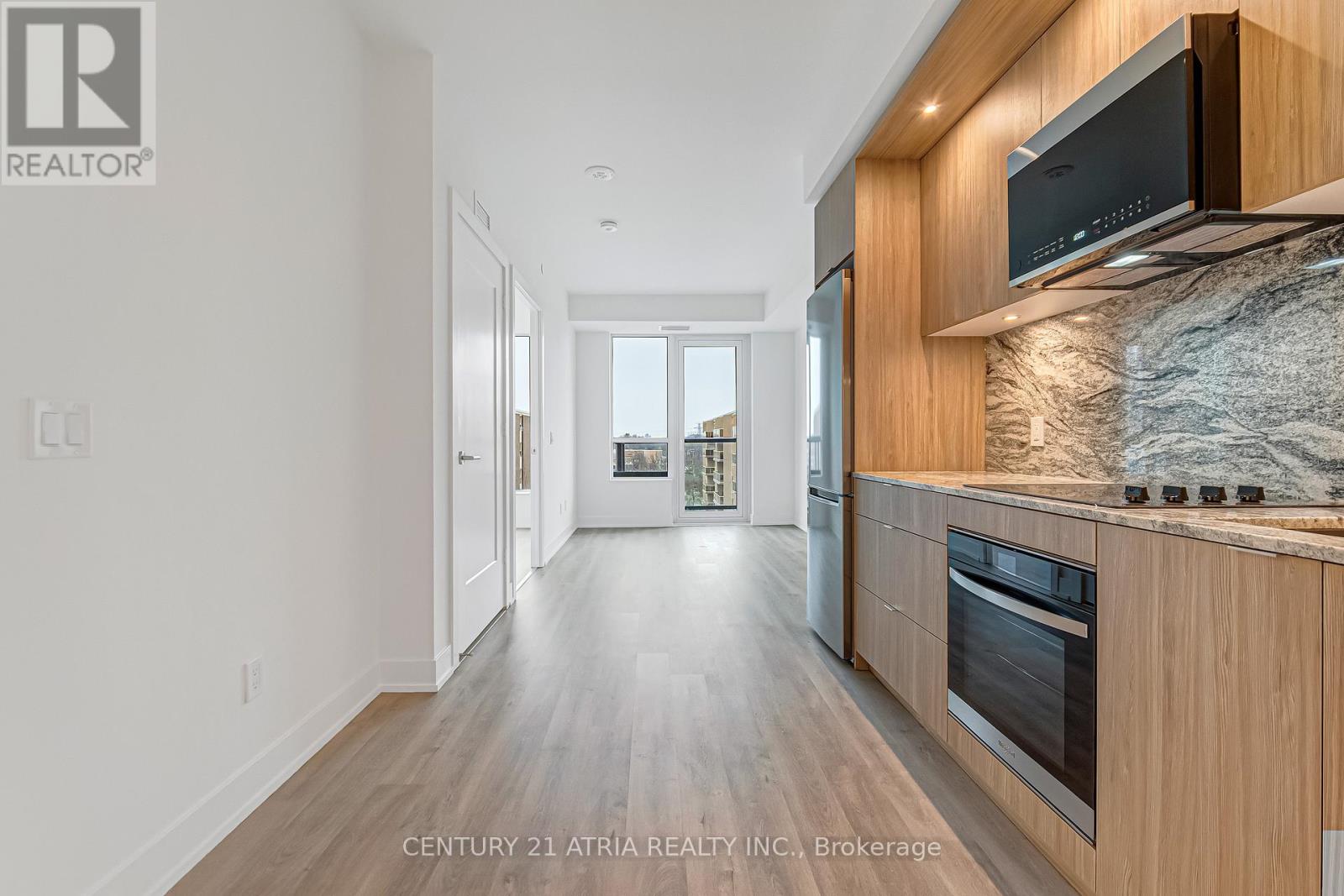 615 - 60 Central Park Roadway, Toronto, Ontario  M9A 0E6 - Photo 9 - W12587618