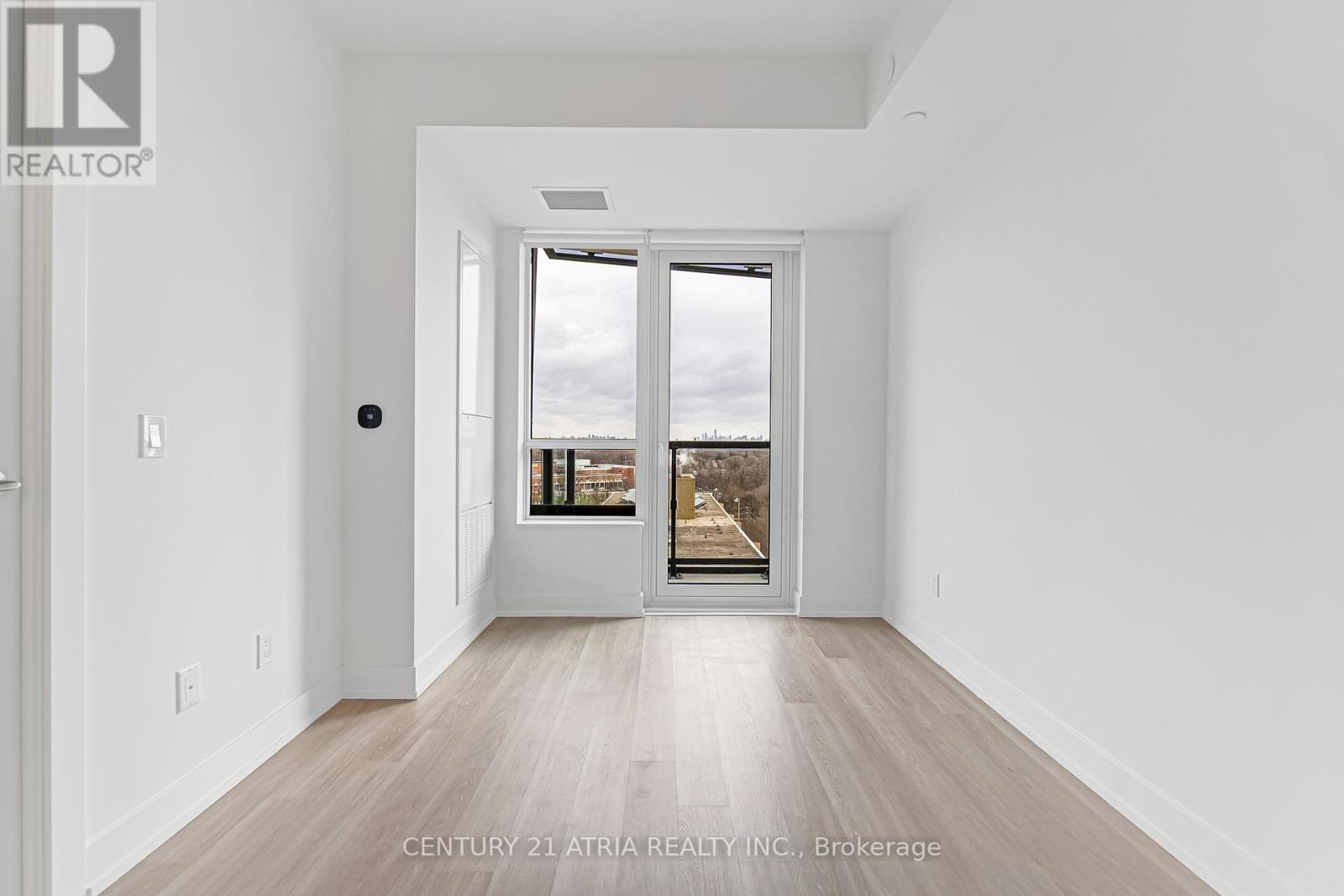 1003 - 60 Central Park Roadway, Toronto, Ontario  M9A 0E6 - Photo 12 - W12587682