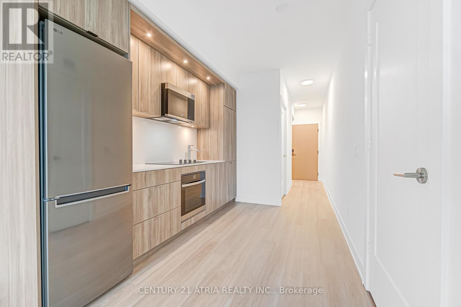 1003 - 60 Central Park Roadway, Toronto, Ontario  M9A 0E6 - Photo 8 - W12587682