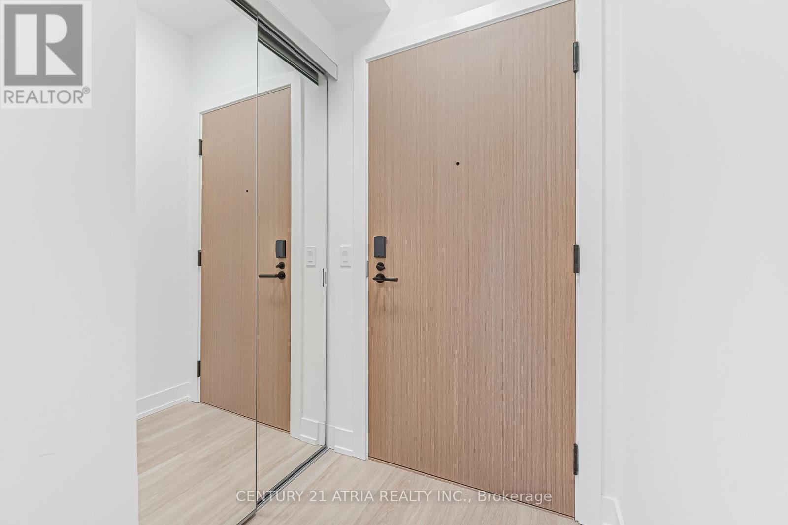 1003 - 60 Central Park Roadway, Toronto, Ontario  M9A 0E6 - Photo 4 - W12587682