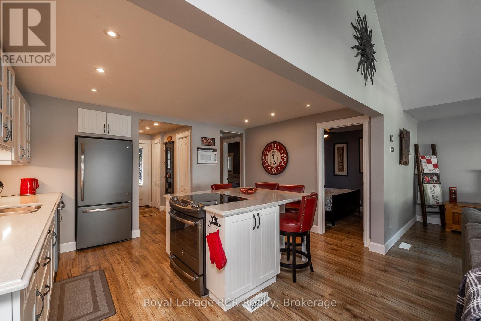 173 Macdonalds Road, Grey Highlands, Ontario  N0C 1E0 - Photo 14 - X12047137