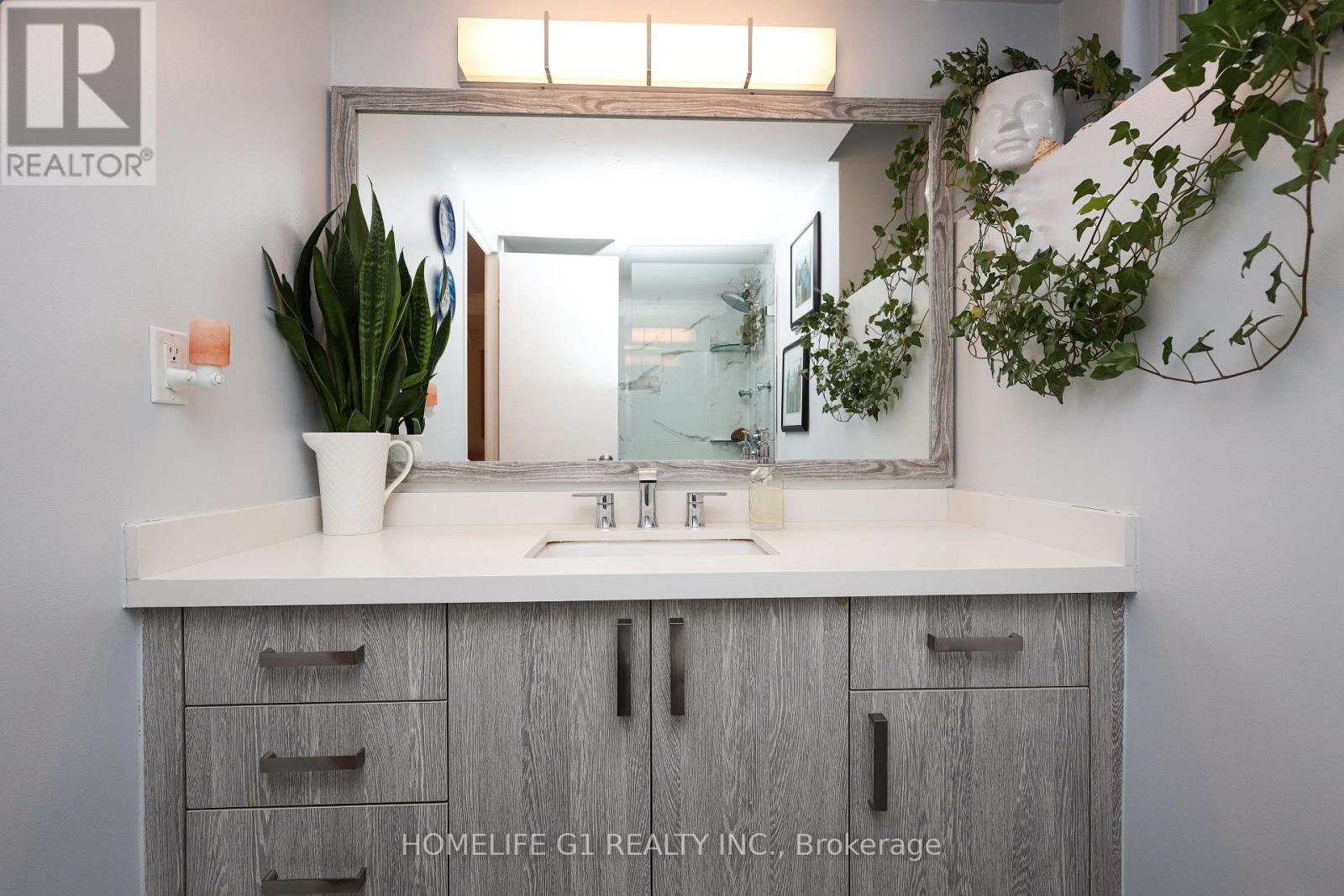 1203 - 44 Longbourne Drive, Toronto, Ontario  M9R 2M7 - Photo 14 - W12646880