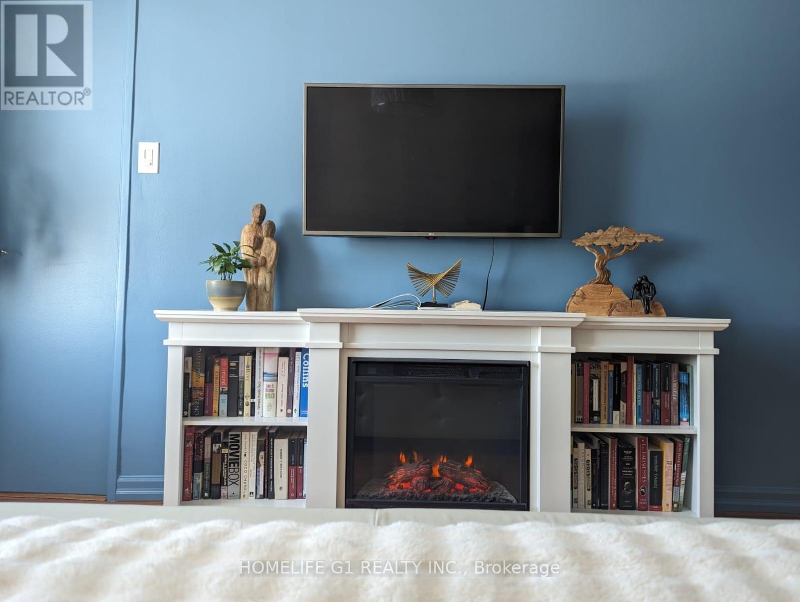 1203 - 44 Longbourne Drive, Toronto, Ontario  M9R 2M7 - Photo 31 - W12646880