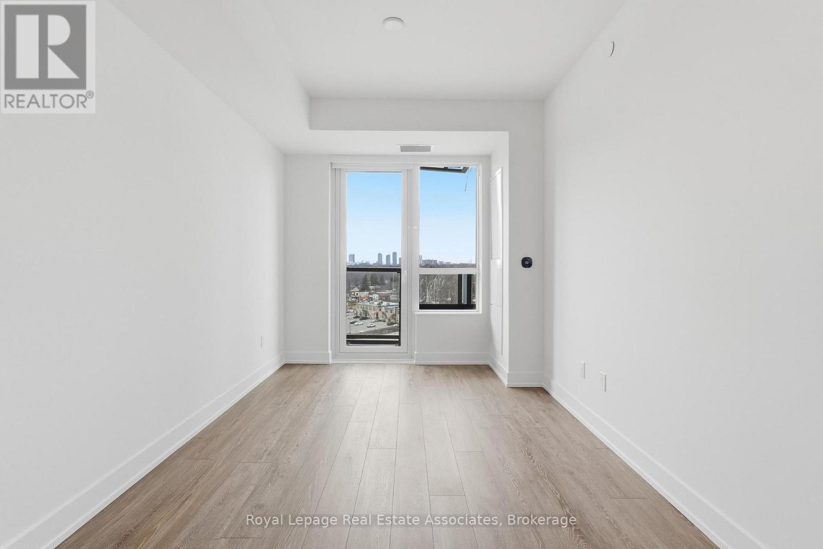 1209 - 60 Central Park Roadway, Toronto, Ontario  M9A 3K1 - Photo 7 - W12646894