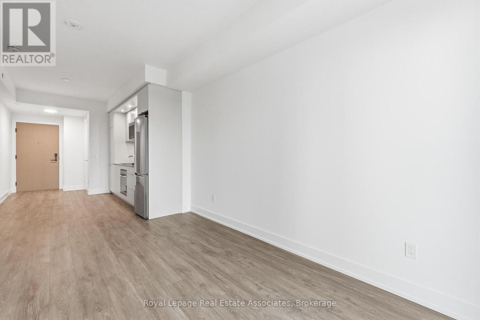 1209 - 60 Central Park Roadway, Toronto, Ontario  M9A 3K1 - Photo 9 - W12646894