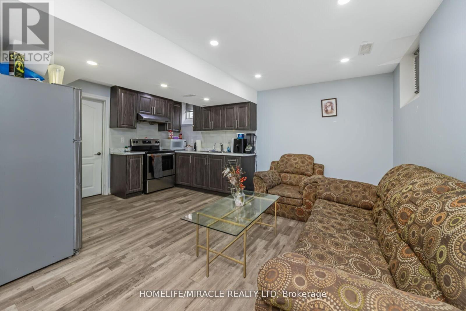 10 Kenora Street, Brampton, Ontario  L6X 5N8 - Photo 39 - W12646900