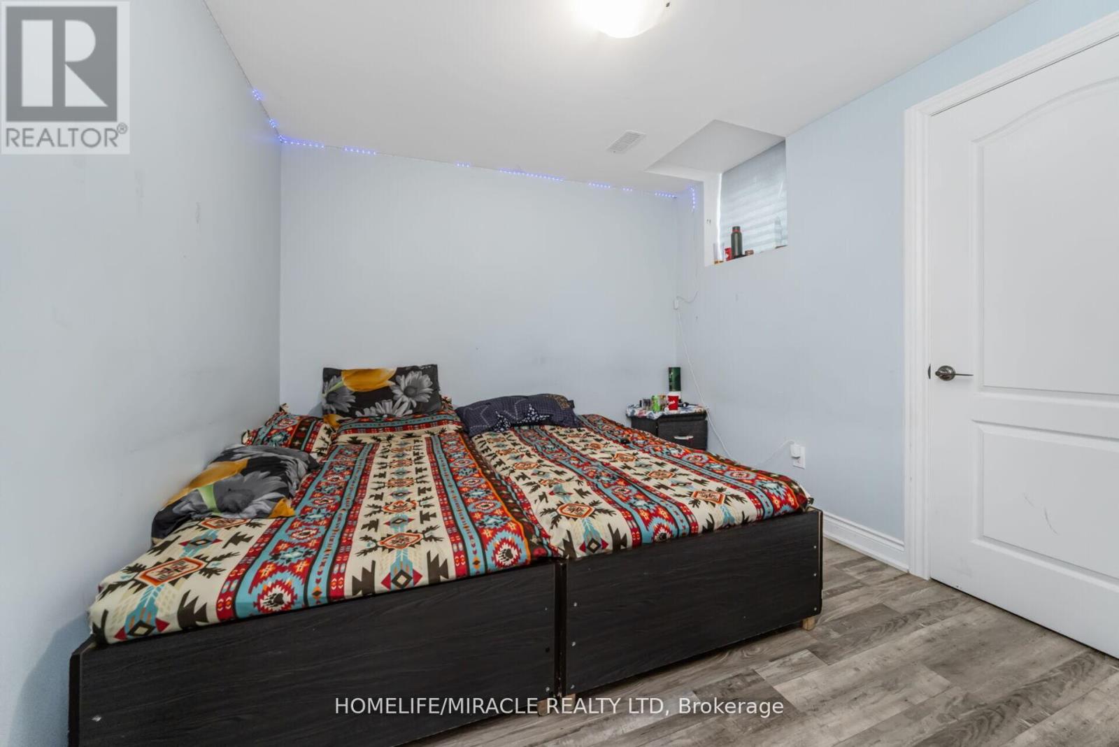 10 Kenora Street, Brampton, Ontario  L6X 5N8 - Photo 40 - W12646900