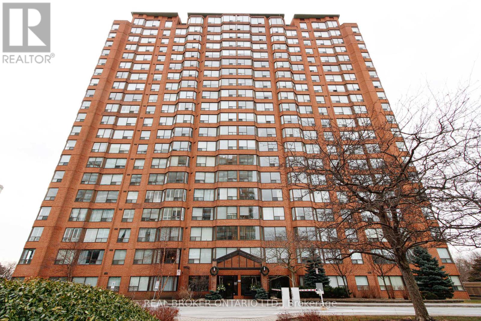 1914 - 1270 Maple Crossing Boulevard, Burlington, Ontario  L7S 2J3 - Photo 3 - W12646912