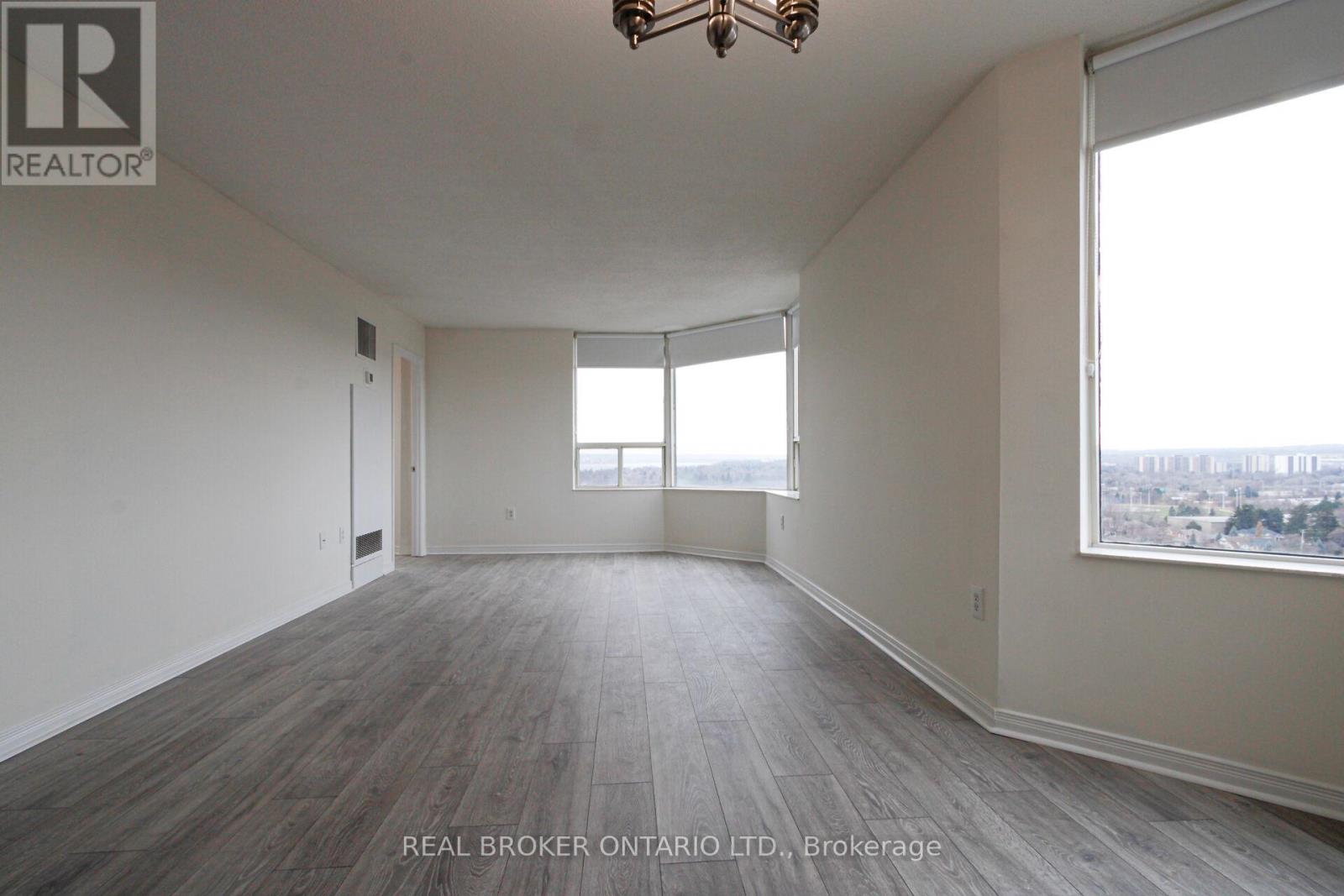 1914 - 1270 Maple Crossing Boulevard, Burlington, Ontario  L7S 2J3 - Photo 7 - W12646912