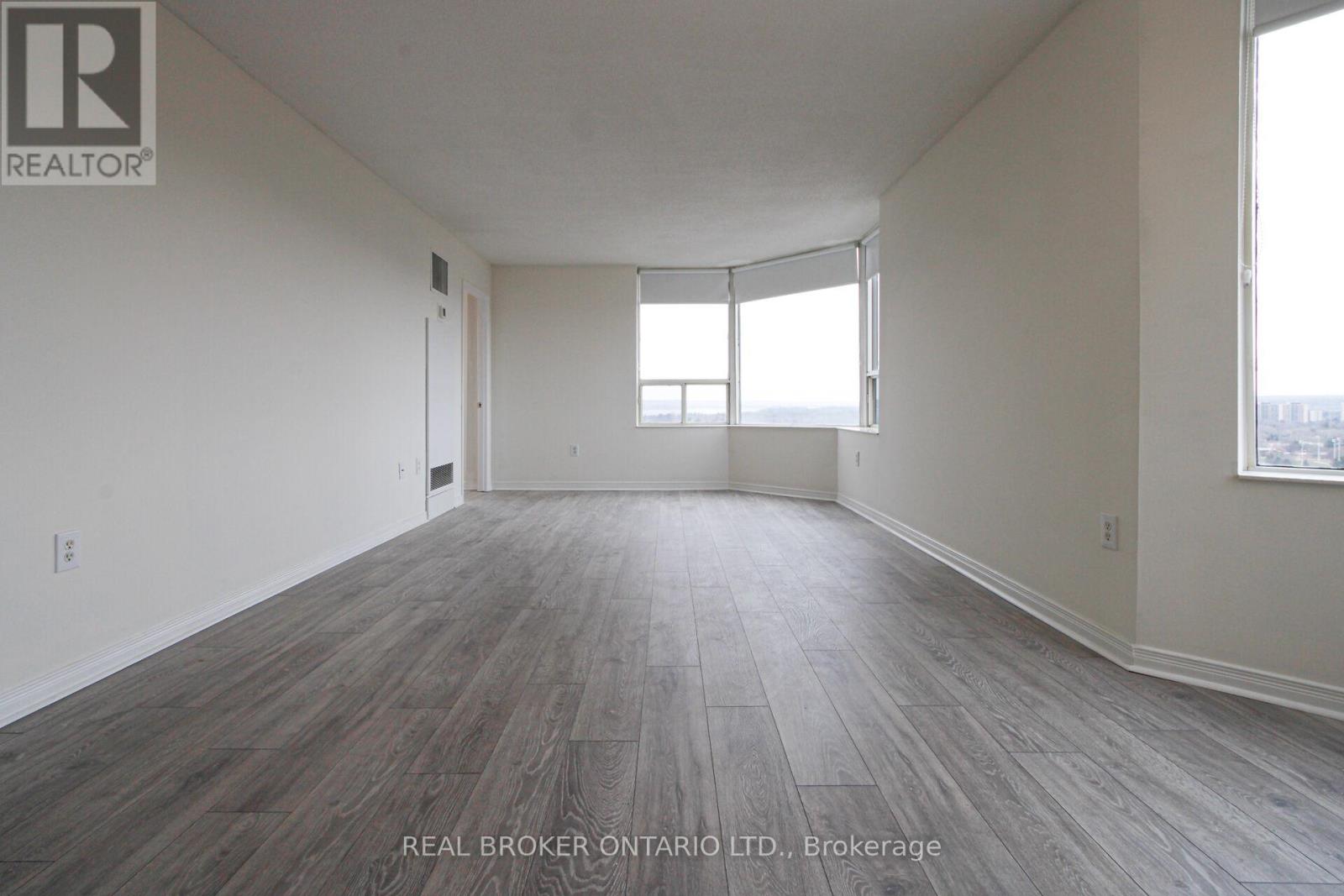 1914 - 1270 Maple Crossing Boulevard, Burlington, Ontario  L7S 2J3 - Photo 9 - W12646912