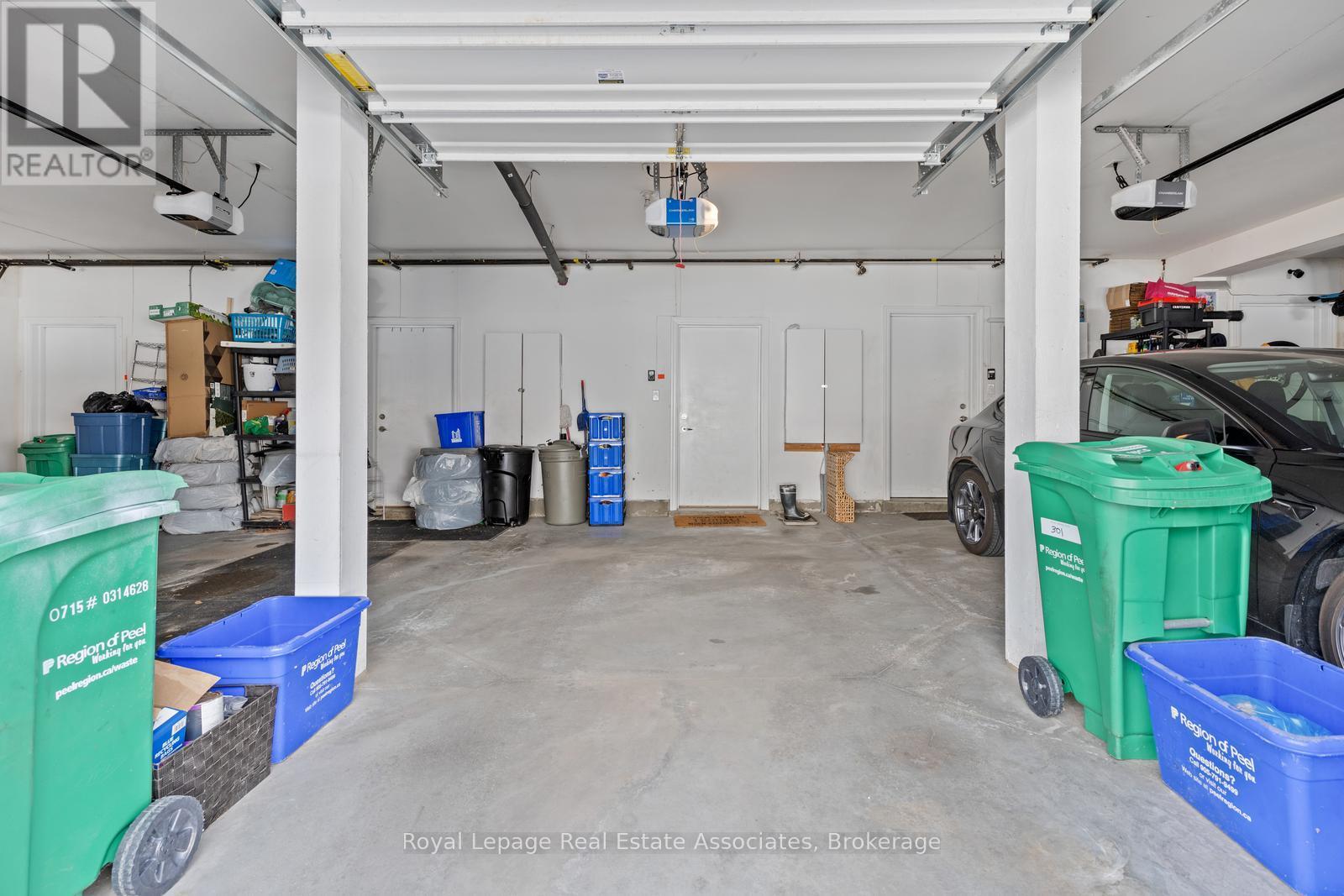 300 - 1437 Lakeshore Road E, Mississauga, Ontario  L5E 0A2 - Photo 18 - W12646936