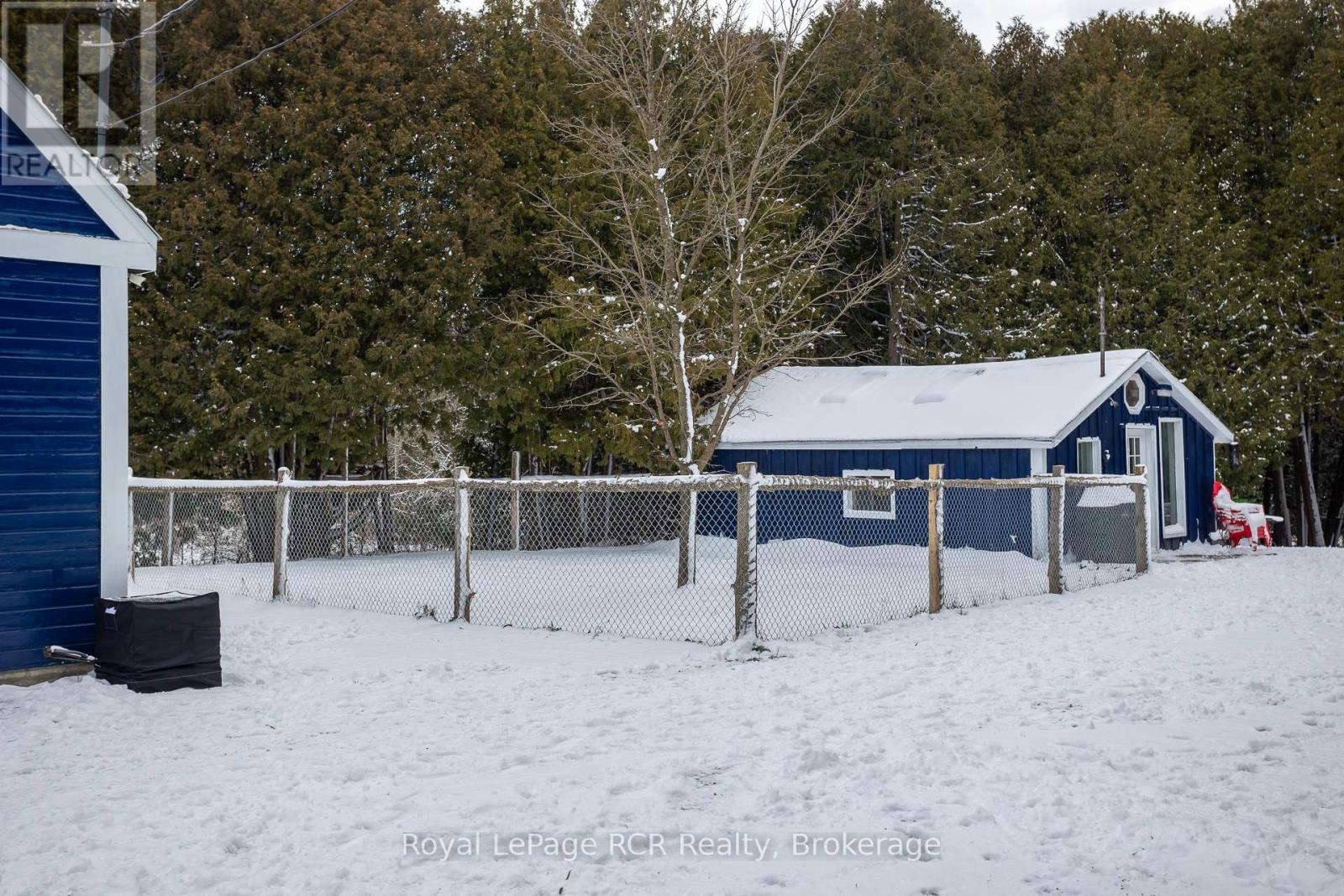 121 Collingwood Street, Grey Highlands, Ontario  N0C 1E0 - Photo 2 - X12378341