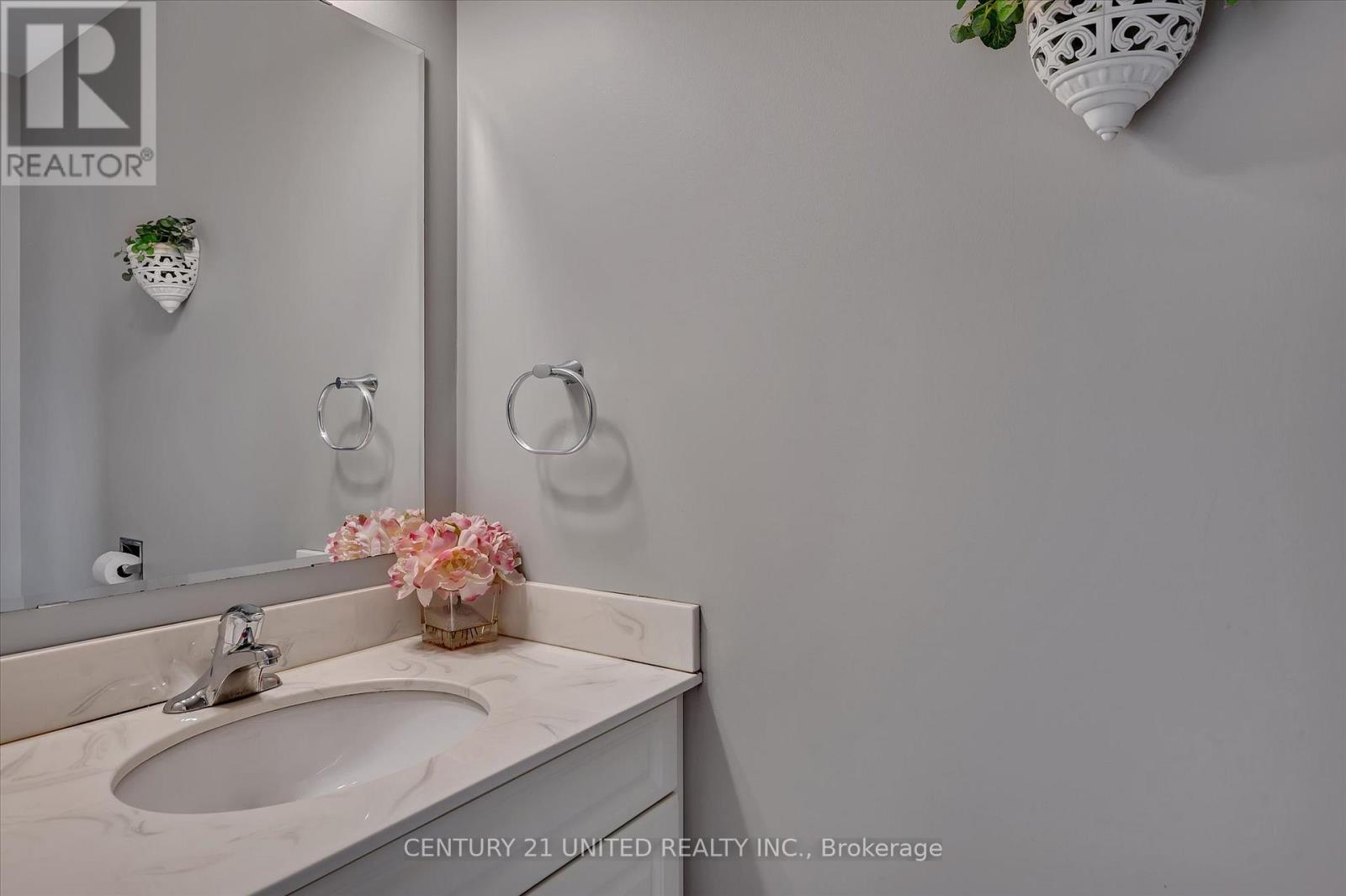 194 - 301 Carnegie Avenue, Peterborough, Ontario  K9L 0G1 - Photo 24 - X12424601