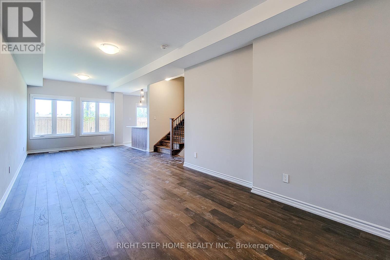 9 Mann Trail, Welland, Ontario  L3C 0K2 - Photo 12 - X12645734