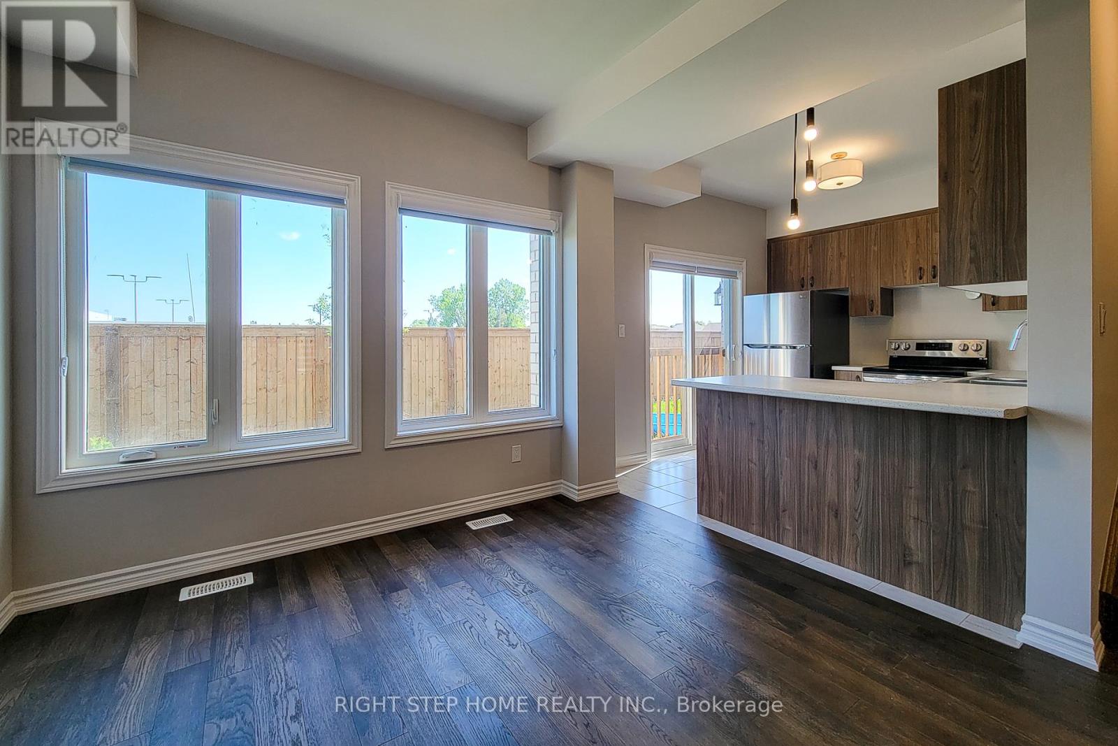 9 Mann Trail, Welland, Ontario  L3C 0K2 - Photo 14 - X12645734