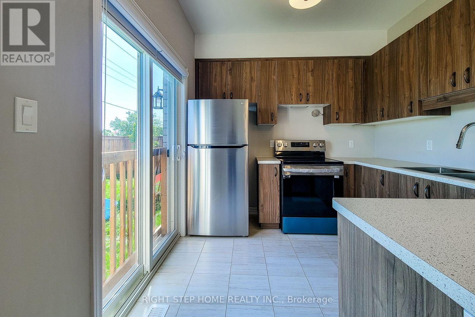 9 Mann Trail, Welland, Ontario  L3C 0K2 - Photo 15 - X12645734