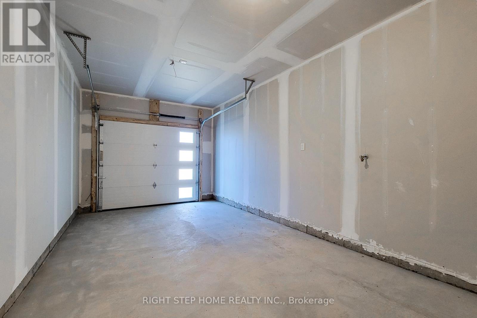 9 Mann Trail, Welland, Ontario  L3C 0K2 - Photo 44 - X12645734