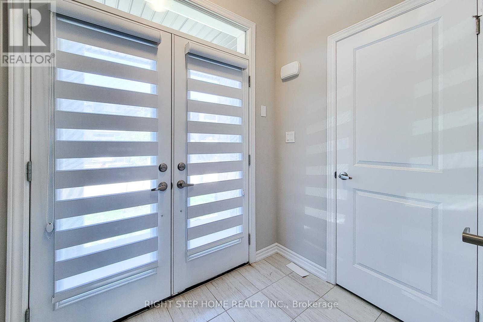 9 Mann Trail, Welland, Ontario  L3C 0K2 - Photo 8 - X12645734