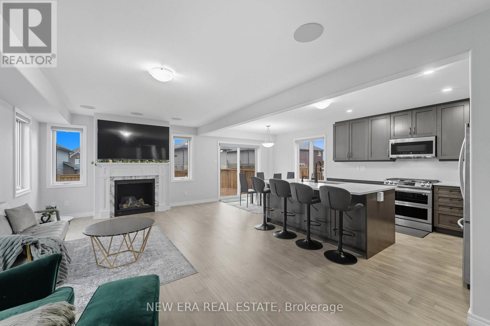 907 Bramford Terrace, Peterborough, Ontario  K9K 0H3 - Photo 5 - X12646910