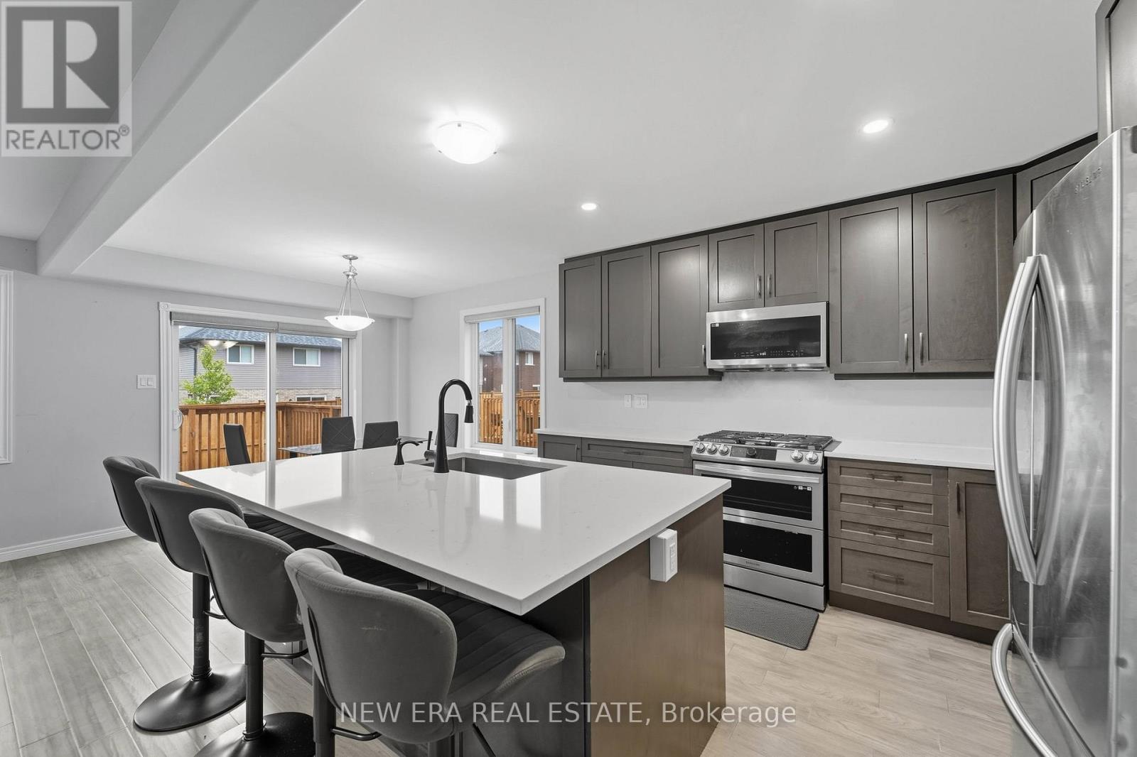 907 Bramford Terrace, Peterborough, Ontario  K9K 0H3 - Photo 6 - X12646910