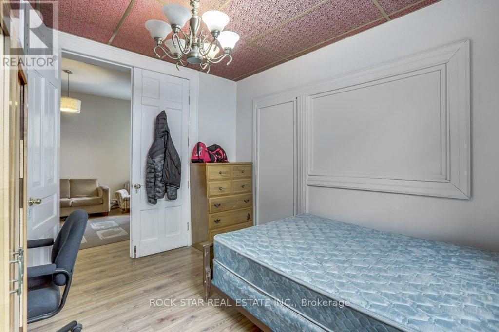 802 Waterloo Street, London East, Ontario  N6A 3W4 - Photo 15 - X12646938