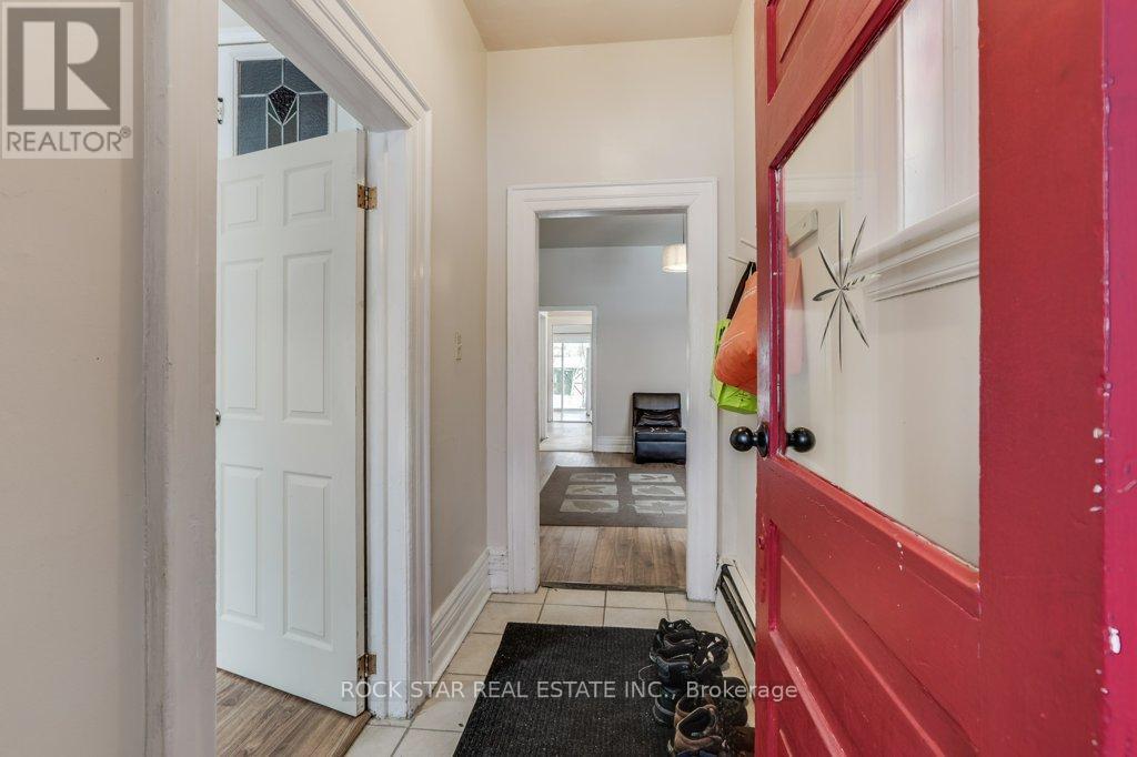 802 Waterloo Street, London East, Ontario  N6A 3W4 - Photo 6 - X12646938