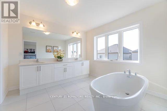 297 Broadacre Drive, Kitchener, Ontario  N2R 0S6 - Photo 26 - X12646942