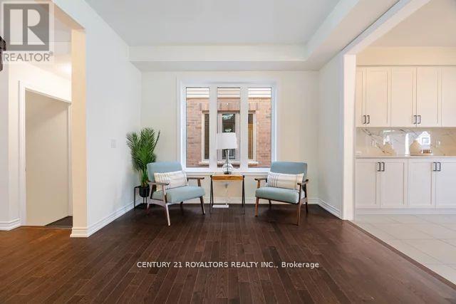 297 Broadacre Drive, Kitchener, Ontario  N2R 0S6 - Photo 6 - X12646942