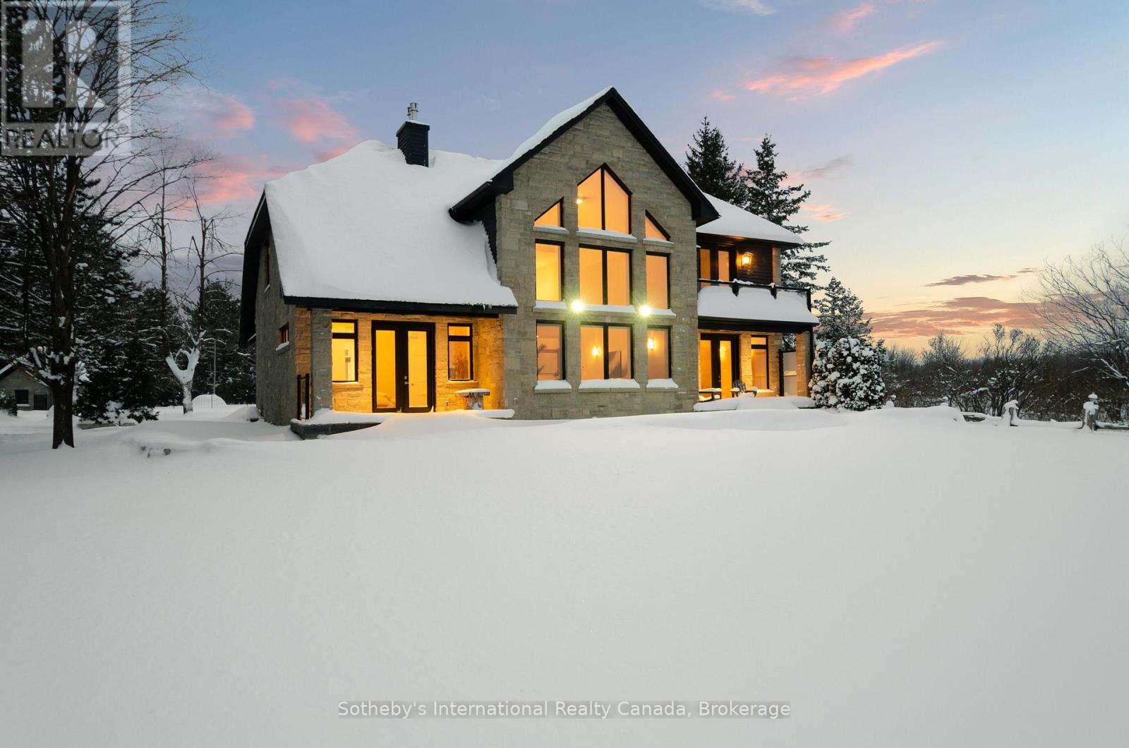 107 Maple Lane, Blue Mountains, Ontario  N0H 2E0 - Photo 3 - X12646980