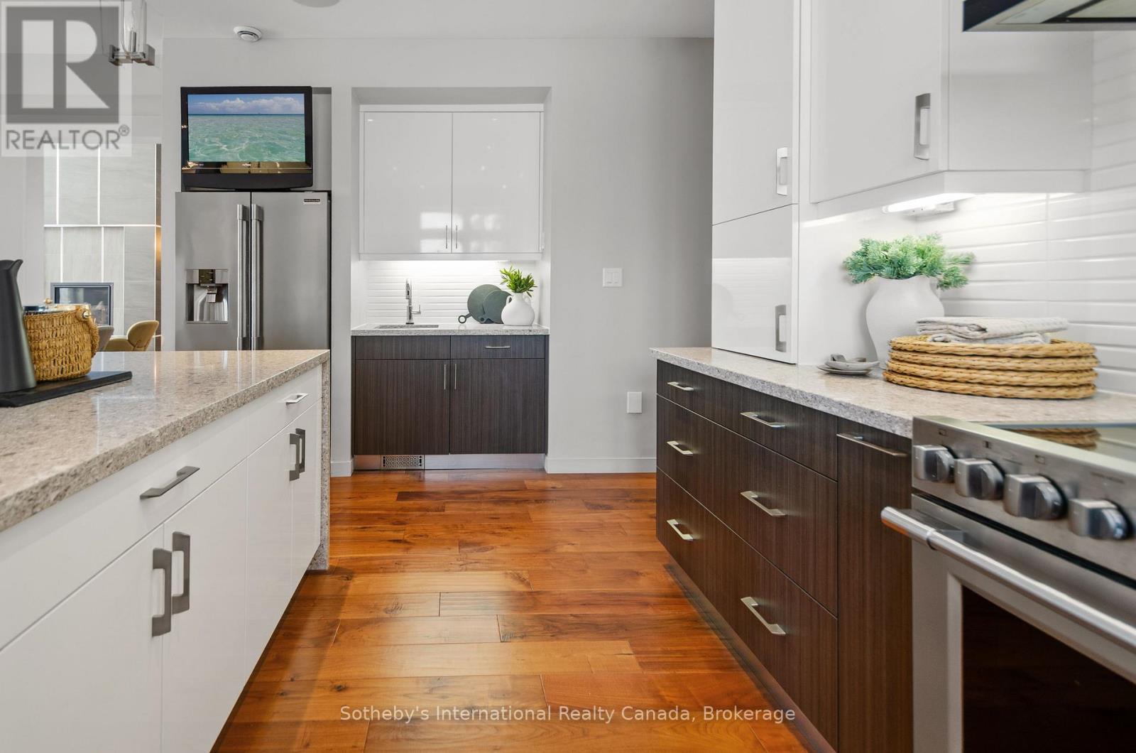 107 Maple Lane, Blue Mountains, Ontario  N0H 2E0 - Photo 41 - X12646980