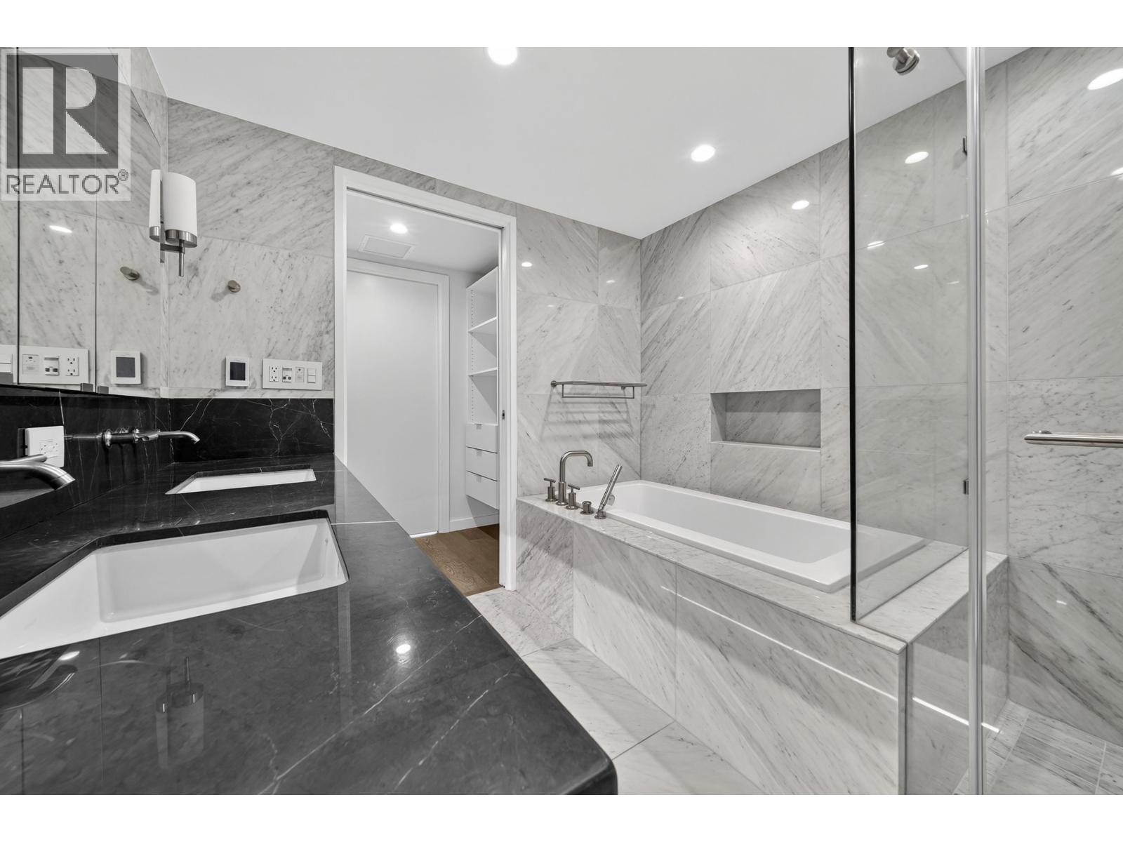 2403 1335 Howe Street, Vancouver, British Columbia  V6Z 0H1 - Photo 20 - R3070427