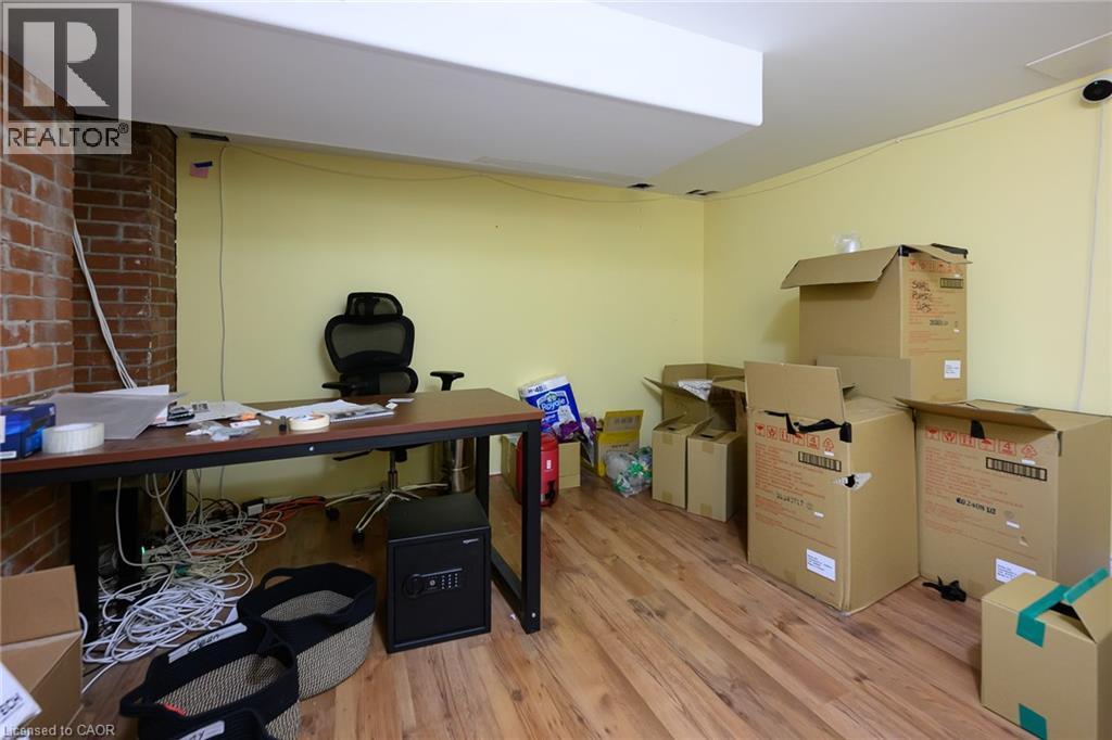 944 King Street W, Hamilton, Ontario  L8S 1K6 - Photo 15 - 40794875