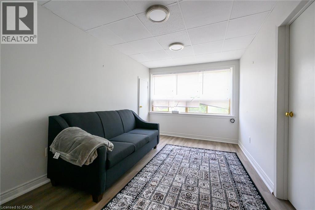 944 King Street W, Hamilton, Ontario  L8S 1K6 - Photo 22 - 40794875