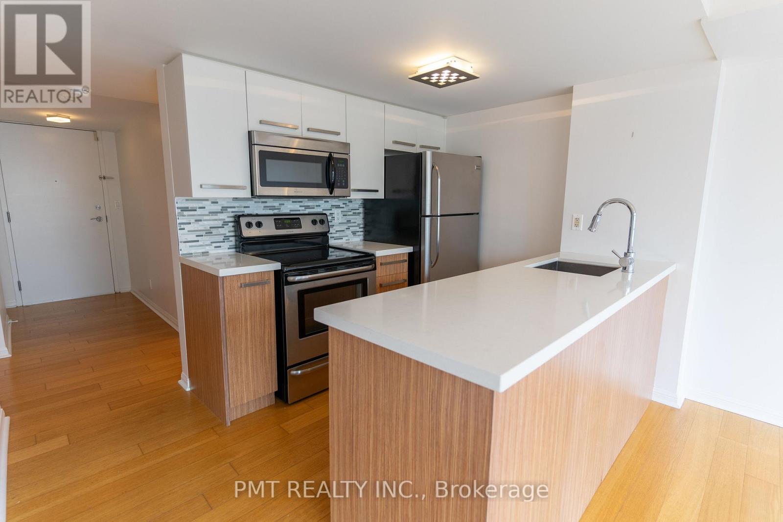 1607 - 11 St Joseph Street, Toronto, Ontario  M4Y 3G4 - Photo 7 - C12646974