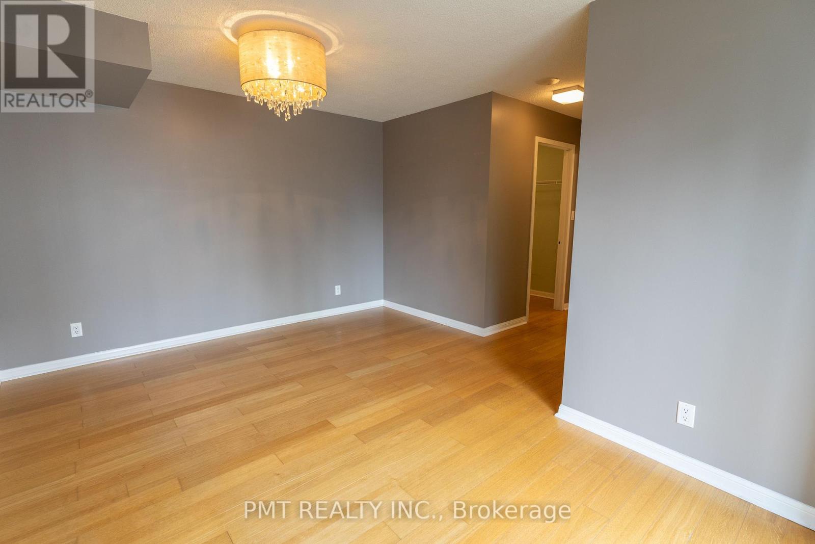 1607 - 11 St Joseph Street, Toronto, Ontario  M4Y 3G4 - Photo 8 - C12646974