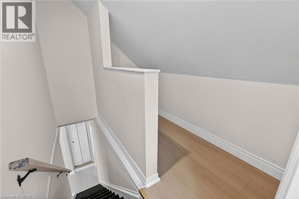 201 Grosvenor Avenue N, Hamilton, Ontario  L8L 7T1 - Photo 35 - 40793396