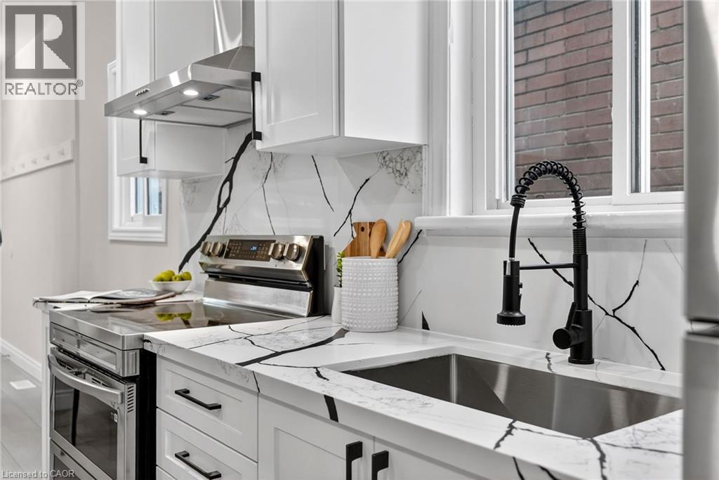 201 Grosvenor Avenue N, Hamilton, Ontario  L8L 7T1 - Photo 24 - 40793396