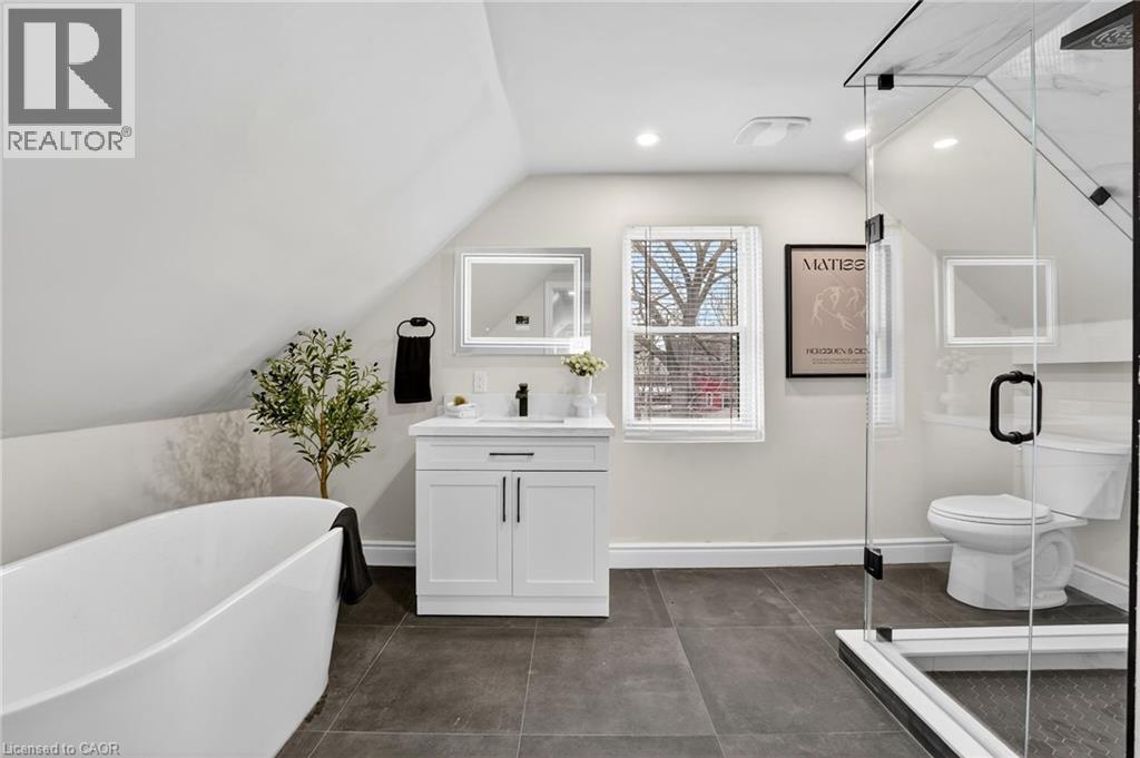 201 Grosvenor Avenue N, Hamilton, Ontario  L8L 7T1 - Photo 41 - 40793396