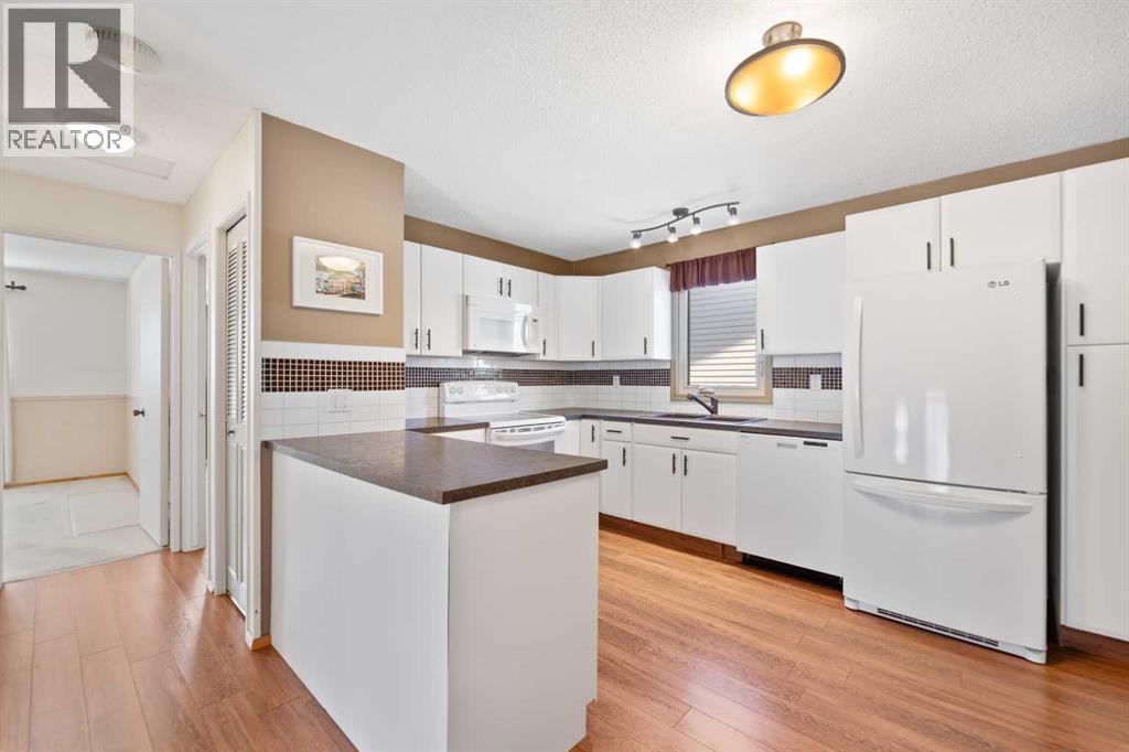 103 Abadan Crescent Ne, Calgary, Alberta  T2A 6P1 - Photo 14 - A2263640